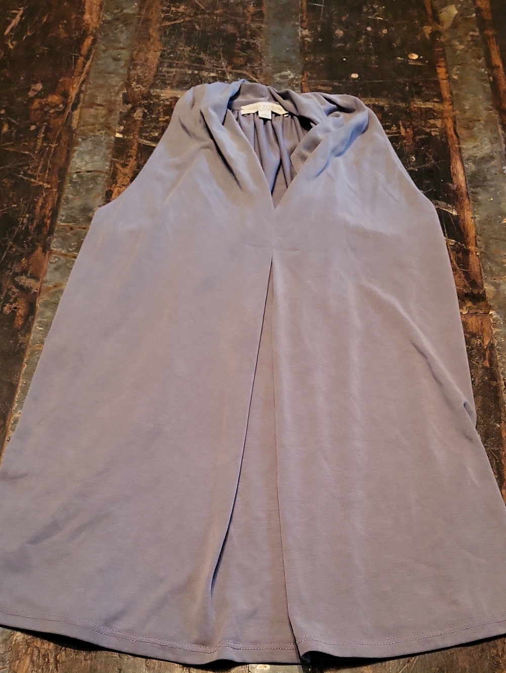 Green Envelope Gray Sleeveless V-Neck Tank